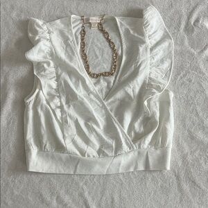 Chic White Ruffled Blouse